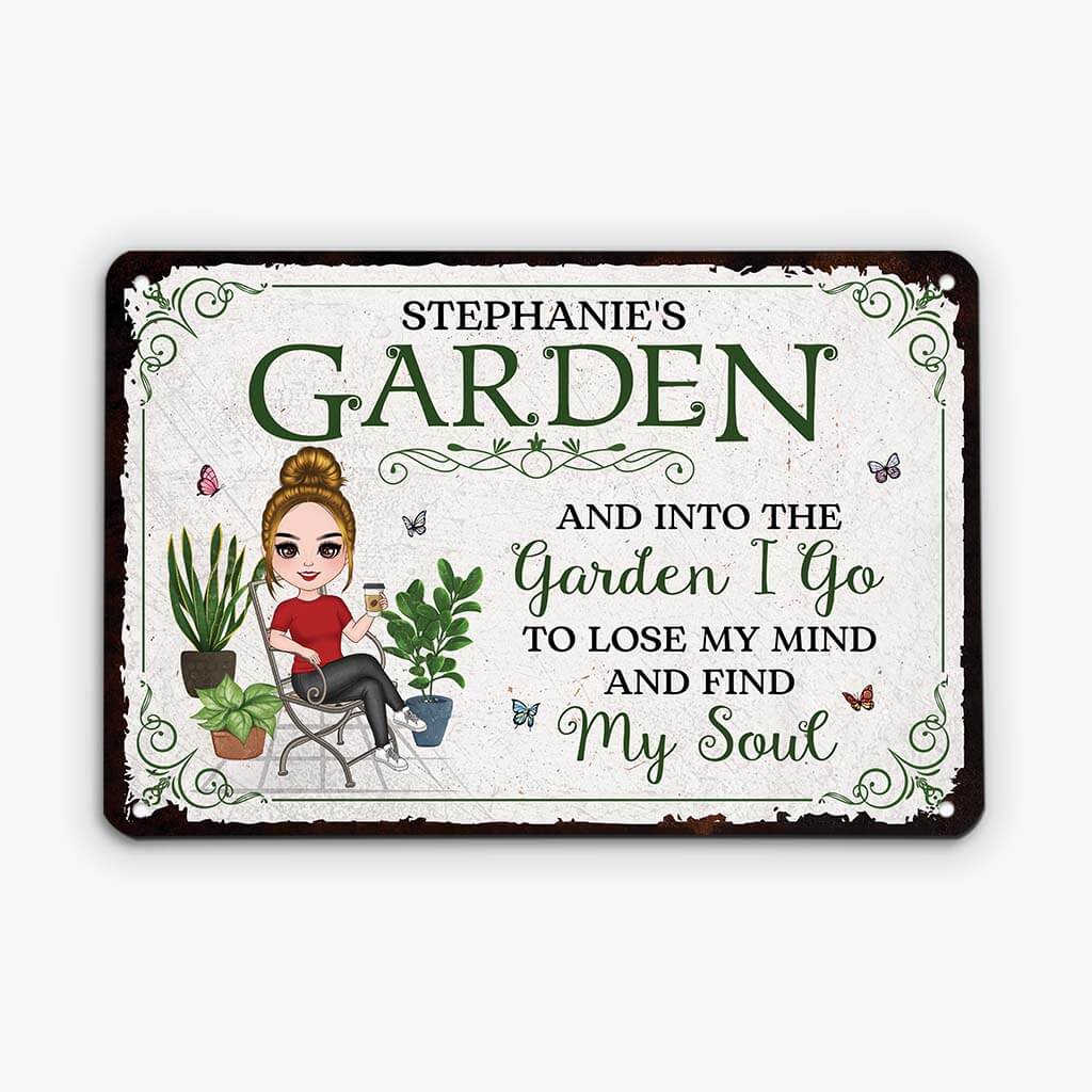 2679EUK2 and into the garden i go custom design metal signs gifts for garden lovers