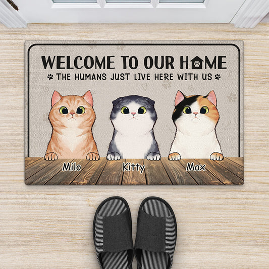 2955DUK2 welcome to our house doormat personalised gift ideas for cat lovers