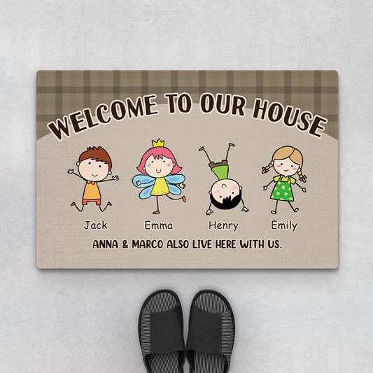 2957DUK1 welcome to our house doormat personalised gifts for family