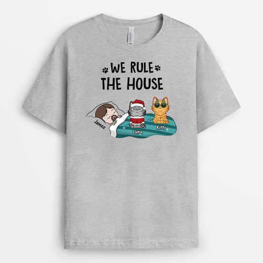 3195AUK2 we rule the house woman sleeping with cat personalised t shirt for cat lovers