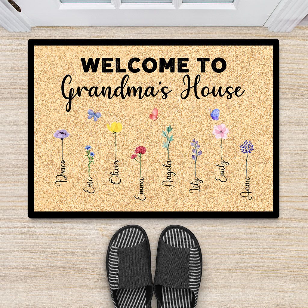 0638DUK3 Personalised Door Mat Gifts Flower Grandma Mum_6a36676d 4a86 4df6 970c a4a719d0f2ea