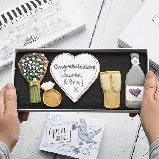 Engagement Gift Ideas for Friends: Top Picks by Personal Chic