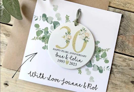 Ideas for 30th Wedding Anniversary Gifts That Will Steal Hearts All Over Again