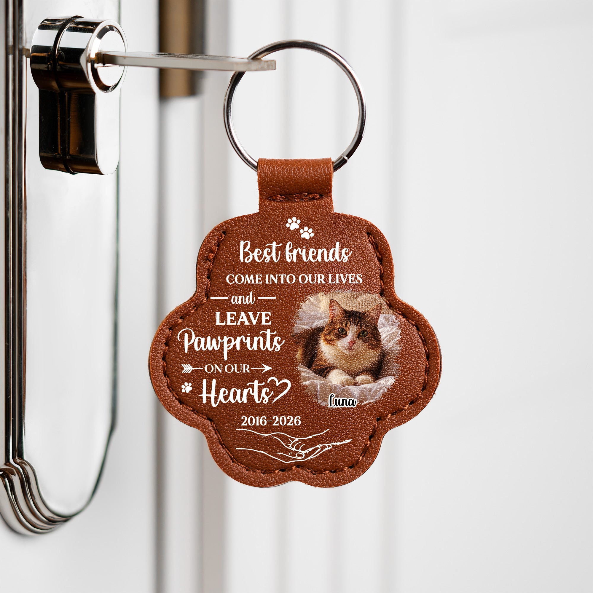 15851AJA ProPetHairKeychain CouUS RnDMAnh IdeAn NicMemorial