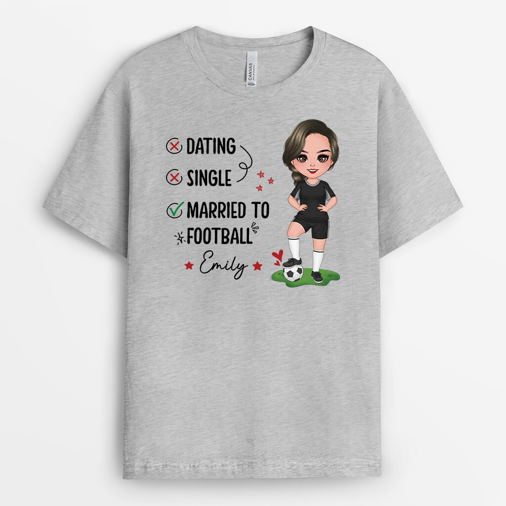 2063AUK2 personalised married to football t shirt_74758bcb aa9c 4d69 a61c 383c5caf6da4
