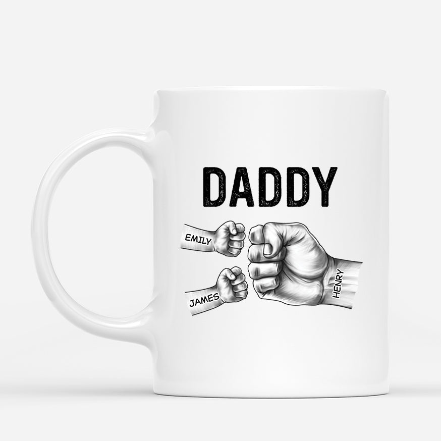 2188MUK1 personalised dad and kids fists bump mug_aff5e868 c7ba 4408 aebe 1a9cf4dd6173