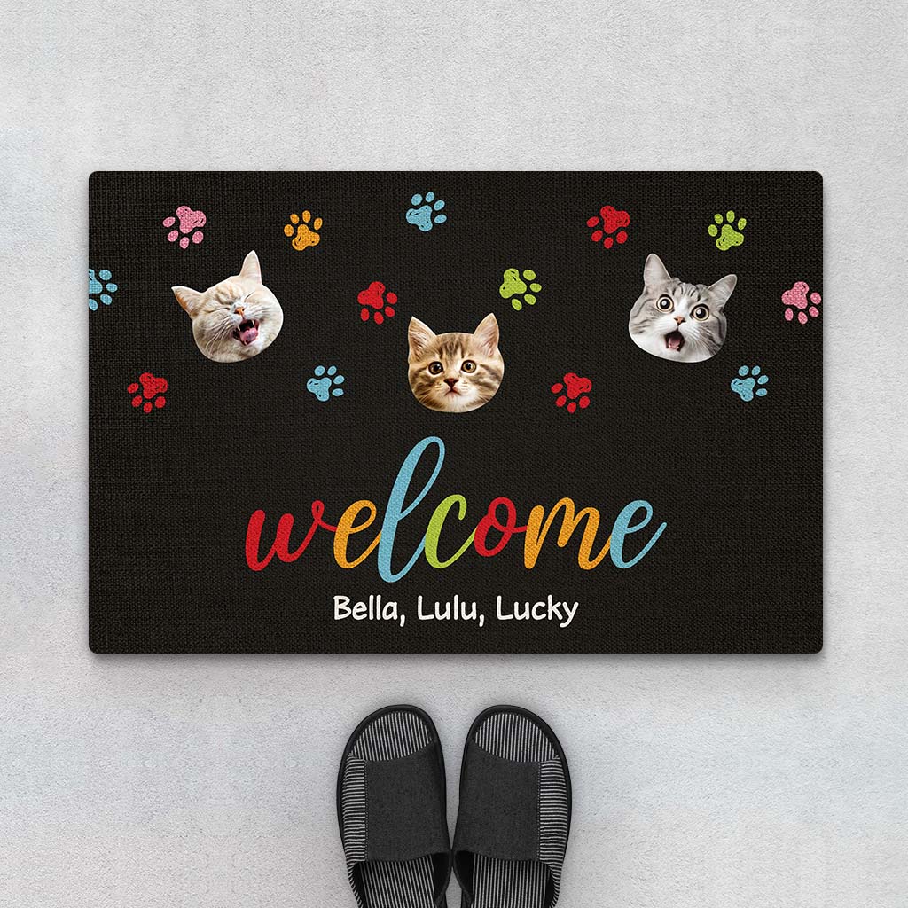 2890DUK1 welcome with funny cat face doormat  personalised gifts for cat lovers