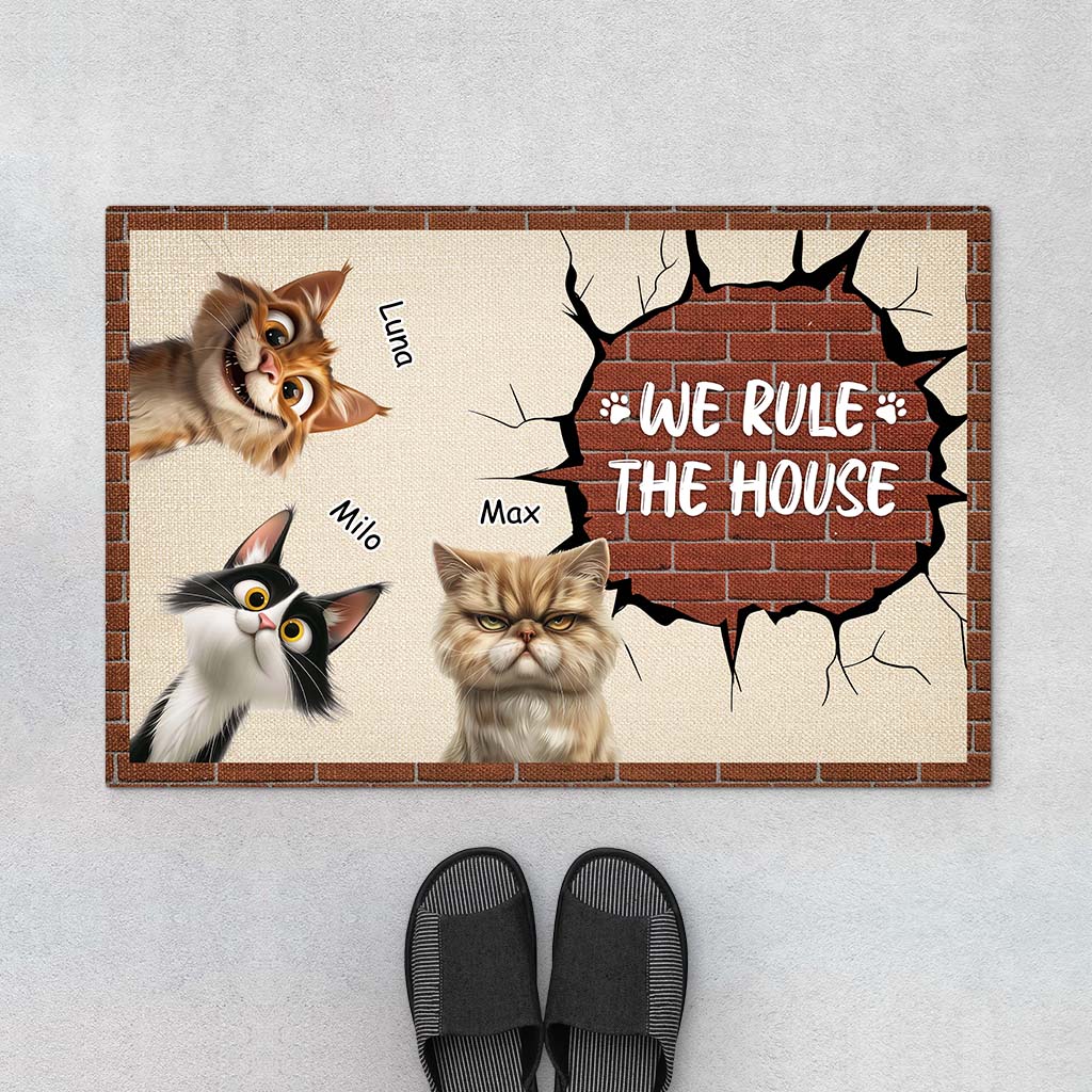 4264DUS1 custom cat doormat funny cat lover gifts we rule the house 4264DTT5D