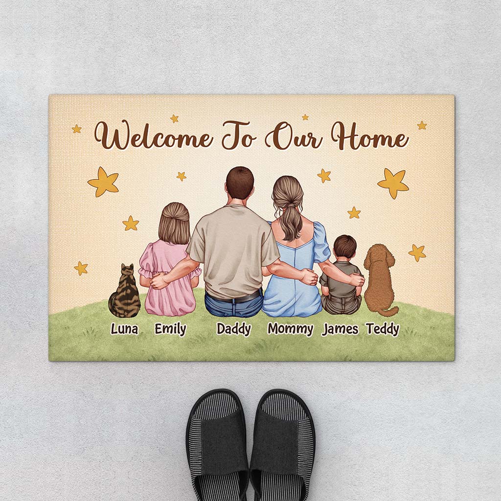 6927DUS1 welcome to our home doormat_ personalized family gift with cat dog 6927D8TTI