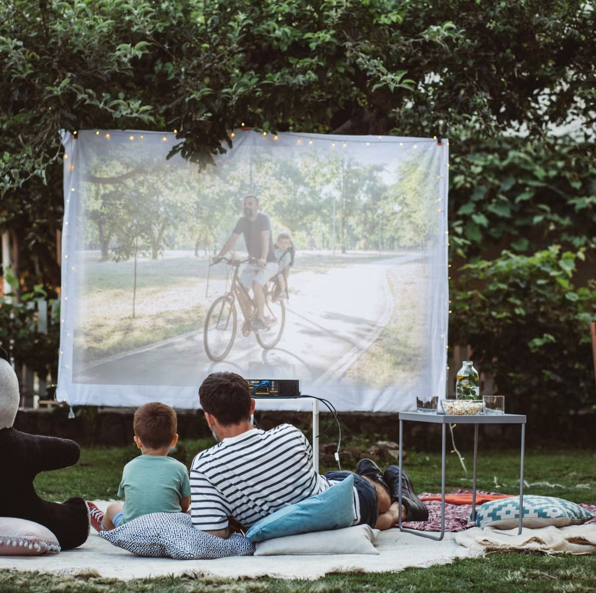 Backyard Movie Nights as Experience Father’s Day Gifts for Grandpa 
