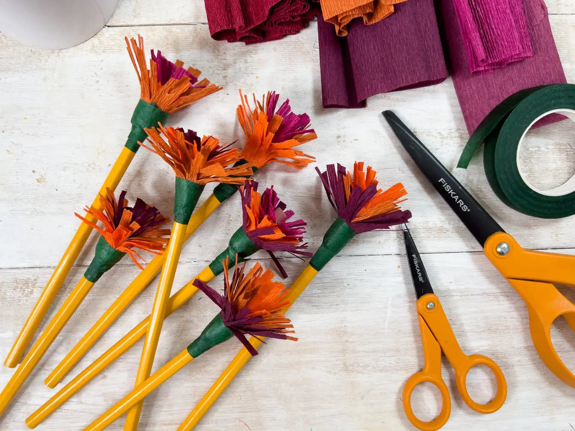 DIY Pencil Bouquet as a DIY First Day of School Gifts