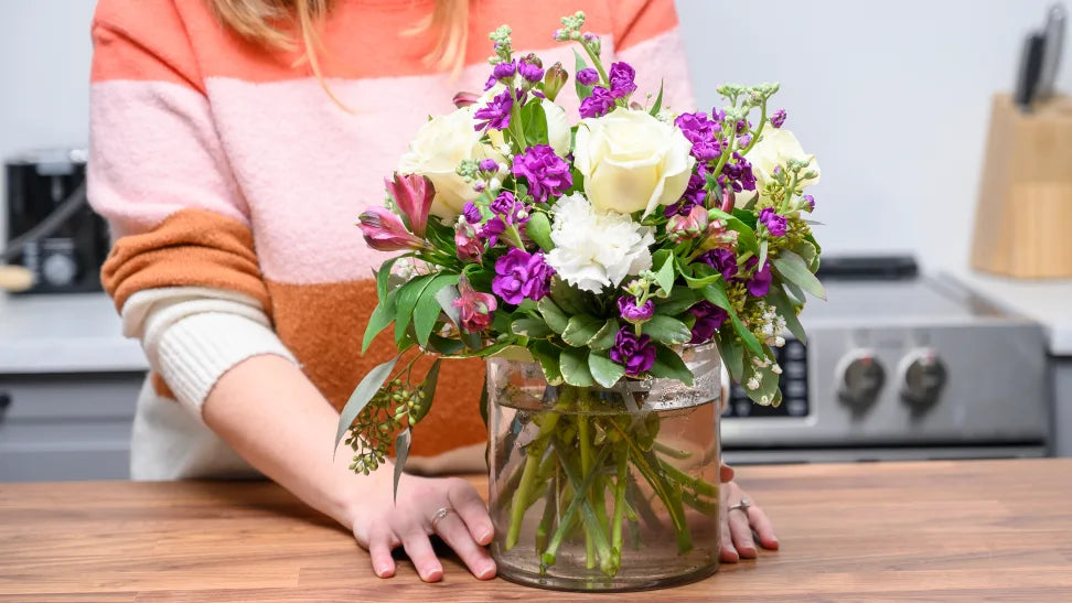 Flower Delivery from 1-800-Flowers as a Last Minute Mother’s Day Gift
