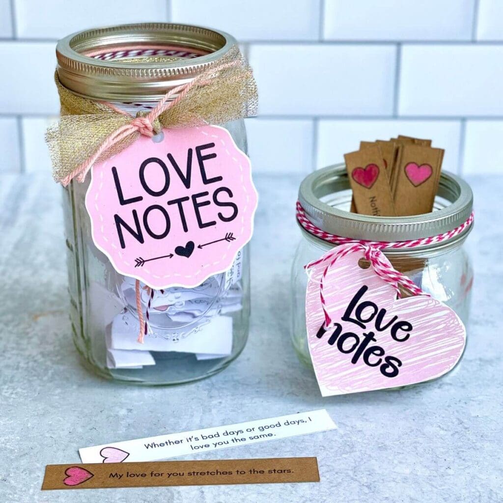 Memory Jar with Notes as a DIY Mother’s Day Gift Idea