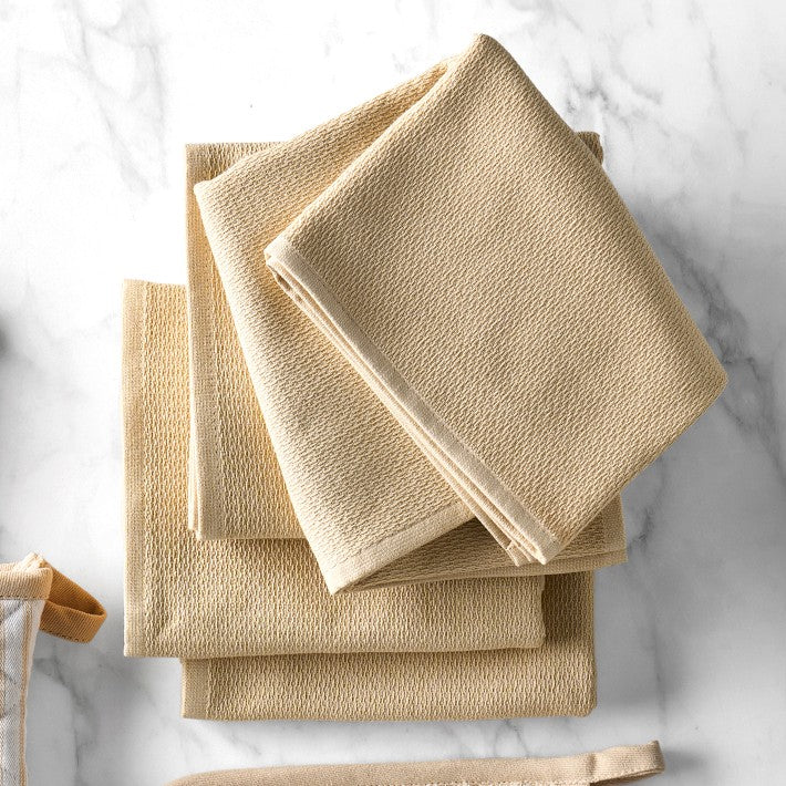 Kitchen Towel Set as Grandma Gift Ideas for Mother’s Day